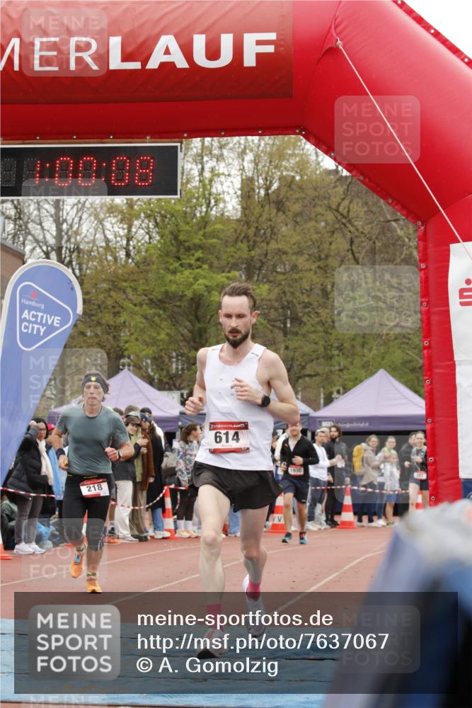 13.04.2025 - Hammer Lauf A. Gomolzig http://msf.ph/oto/7637067 13.04.2025 12:00:07 Ziel 218, 572, 614 meine-sportfotos.de