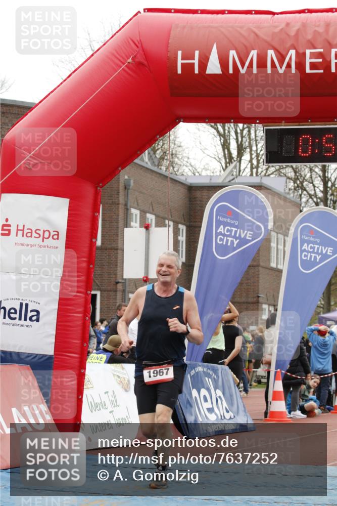 13.04.2025 - Hammer Lauf A. Gomolzig http://msf.ph/oto/7637252 13.04.2025 11:58:55 Ziel 231 meine-sportfotos.de