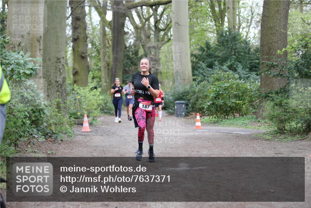 13.04.2025 - Hammer Lauf Jannik Wohlers http://msf.ph/oto/7637371 13.04.2025 12:25:49 Laufen 571, 187 meine-sportfotos.de