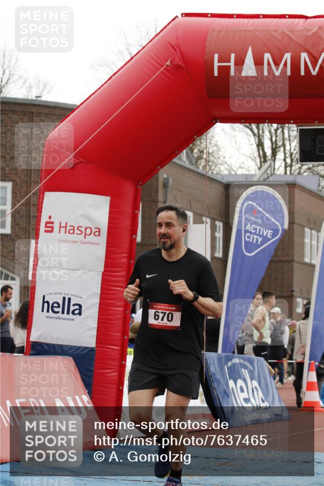 13.04.2025 - Hammer Lauf A. Gomolzig http://msf.ph/oto/7637465 13.04.2025 11:57:41 Ziel 670, 1375 meine-sportfotos.de