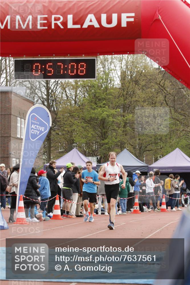 13.04.2025 - Hammer Lauf A. Gomolzig http://msf.ph/oto/7637561 13.04.2025 11:57:06 Ziel 929, 1258 meine-sportfotos.de