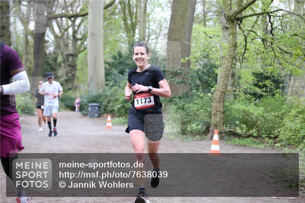 13.04.2025 - Hammer Lauf Jannik Wohlers http://msf.ph/oto/7638039 13.04.2025 12:46:34 Laufen 1173 meine-sportfotos.de
