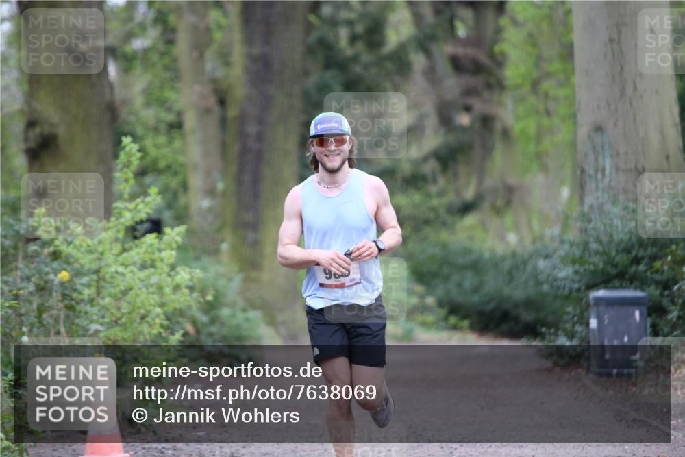 13.04.2025 - Hammer Lauf Jannik Wohlers http://msf.ph/oto/7638069 13.04.2025 12:24:02 Laufen 229 meine-sportfotos.de