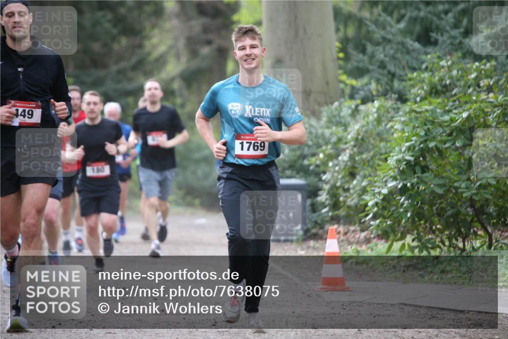 13.04.2025 - Hammer Lauf Jannik Wohlers http://msf.ph/oto/7638075 13.04.2025 10:10:33 Laufen 449, 180, 15, 1769 meine-sportfotos.de
