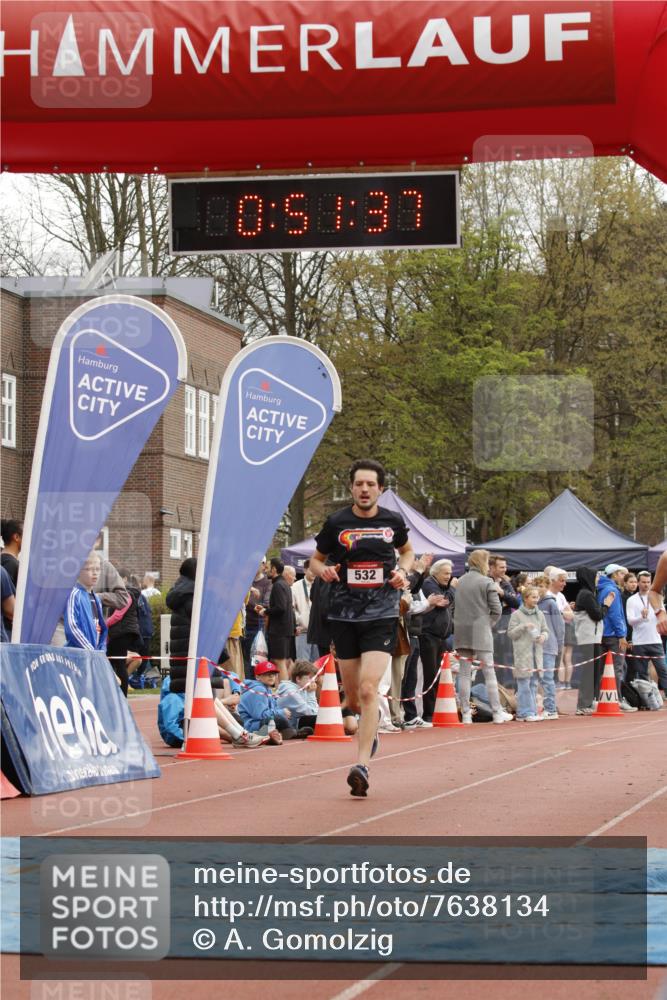 13.04.2025 - Hammer Lauf A. Gomolzig http://msf.ph/oto/7638134 13.04.2025 11:51:35 Ziel 221, 532, 995, 1940, 1989 meine-sportfotos.de