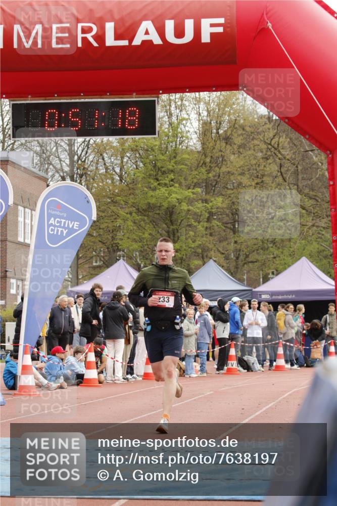 13.04.2025 - Hammer Lauf A. Gomolzig http://msf.ph/oto/7638197 13.04.2025 11:51:17 Ziel 233 meine-sportfotos.de