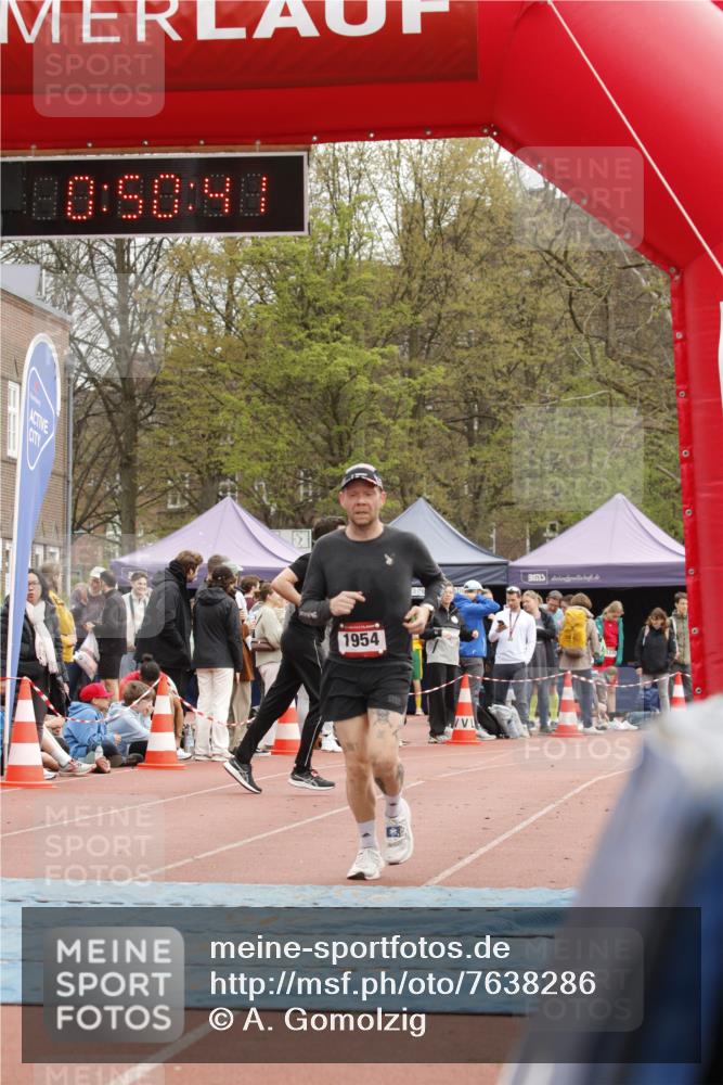 13.04.2025 - Hammer Lauf A. Gomolzig http://msf.ph/oto/7638286 13.04.2025 11:50:39 Ziel 112, 1954 meine-sportfotos.de