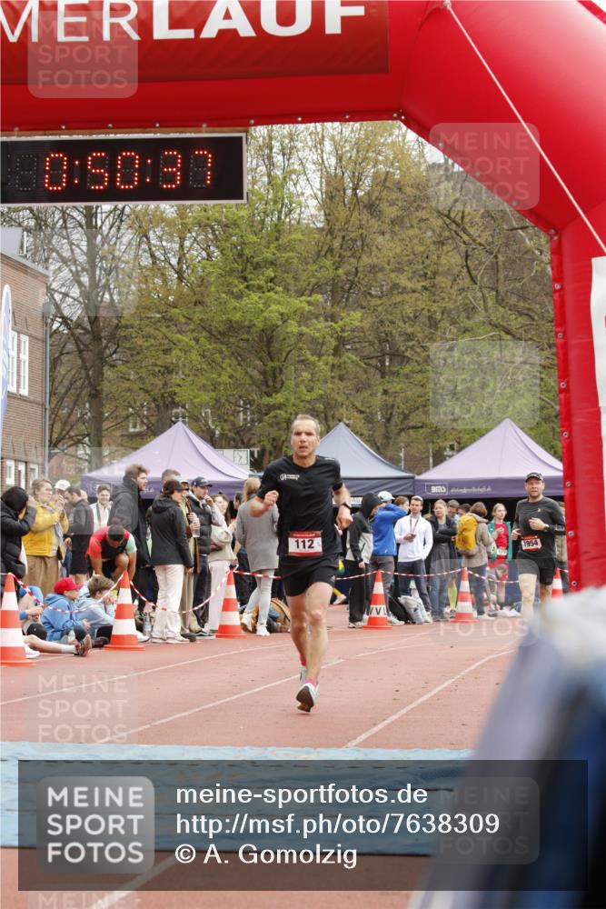 13.04.2025 - Hammer Lauf A. Gomolzig http://msf.ph/oto/7638309 13.04.2025 11:50:36 Ziel 112, 1954 meine-sportfotos.de