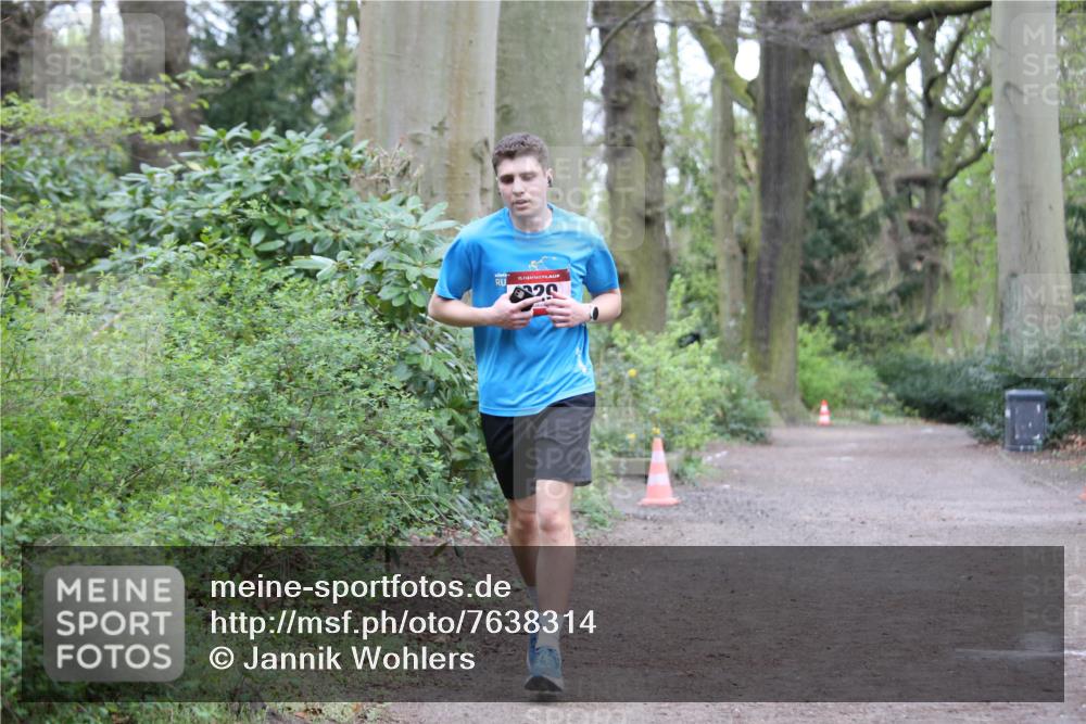 13.04.2025 - Hammer Lauf Jannik Wohlers http://msf.ph/oto/7638314 13.04.2025 12:23:18 Laufen 15 meine-sportfotos.de