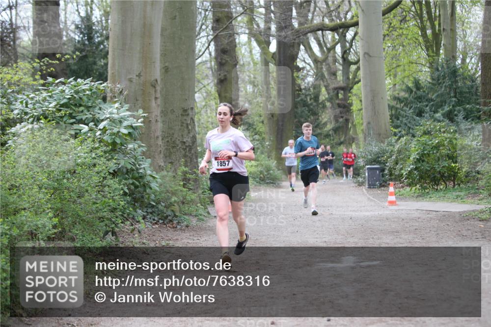 13.04.2025 - Hammer Lauf Jannik Wohlers http://msf.ph/oto/7638316 13.04.2025 10:10:09 Laufen 1857 meine-sportfotos.de