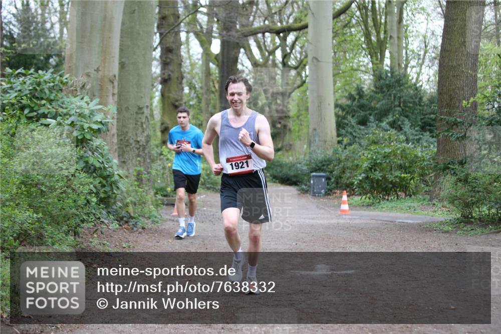 13.04.2025 - Hammer Lauf Jannik Wohlers http://msf.ph/oto/7638332 13.04.2025 12:23:16 Laufen 1921 meine-sportfotos.de