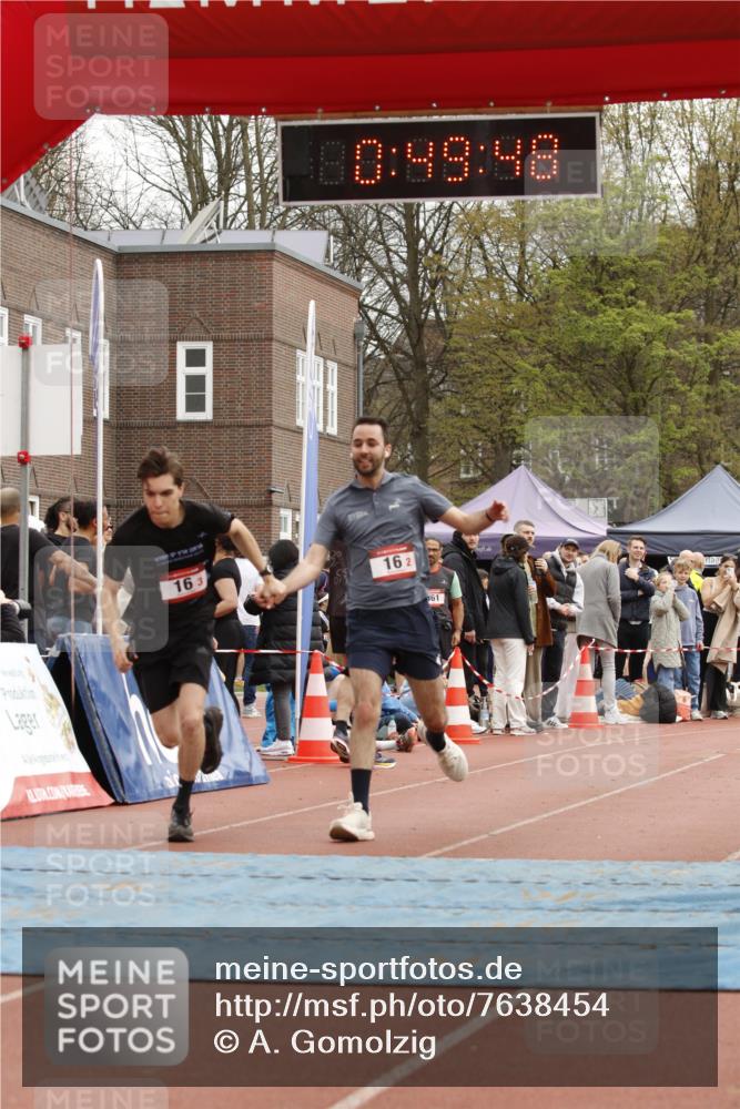 13.04.2025 - Hammer Lauf A. Gomolzig http://msf.ph/oto/7638454 13.04.2025 11:49:47 Ziel 16, 1727 meine-sportfotos.de