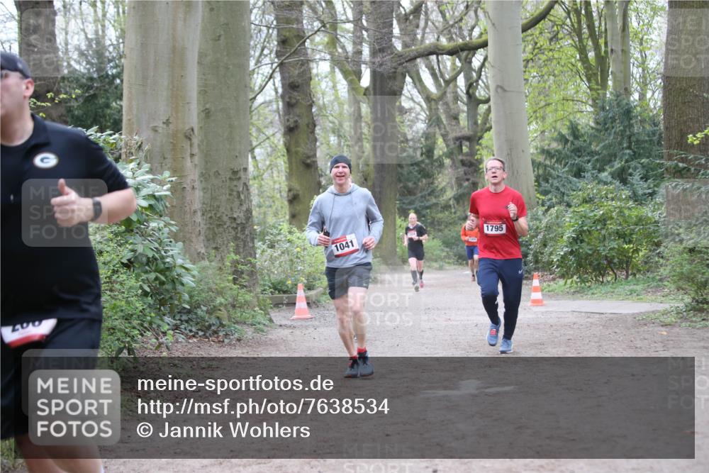 13.04.2025 - Hammer Lauf Jannik Wohlers http://msf.ph/oto/7638534 13.04.2025 10:09:40 Laufen 200, 1041, 1795 meine-sportfotos.de