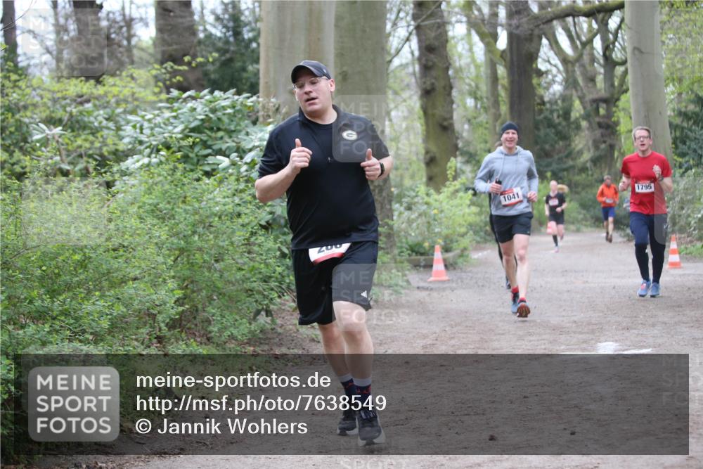 13.04.2025 - Hammer Lauf Jannik Wohlers http://msf.ph/oto/7638549 13.04.2025 10:09:40 Laufen 200, 1041, 1795 meine-sportfotos.de