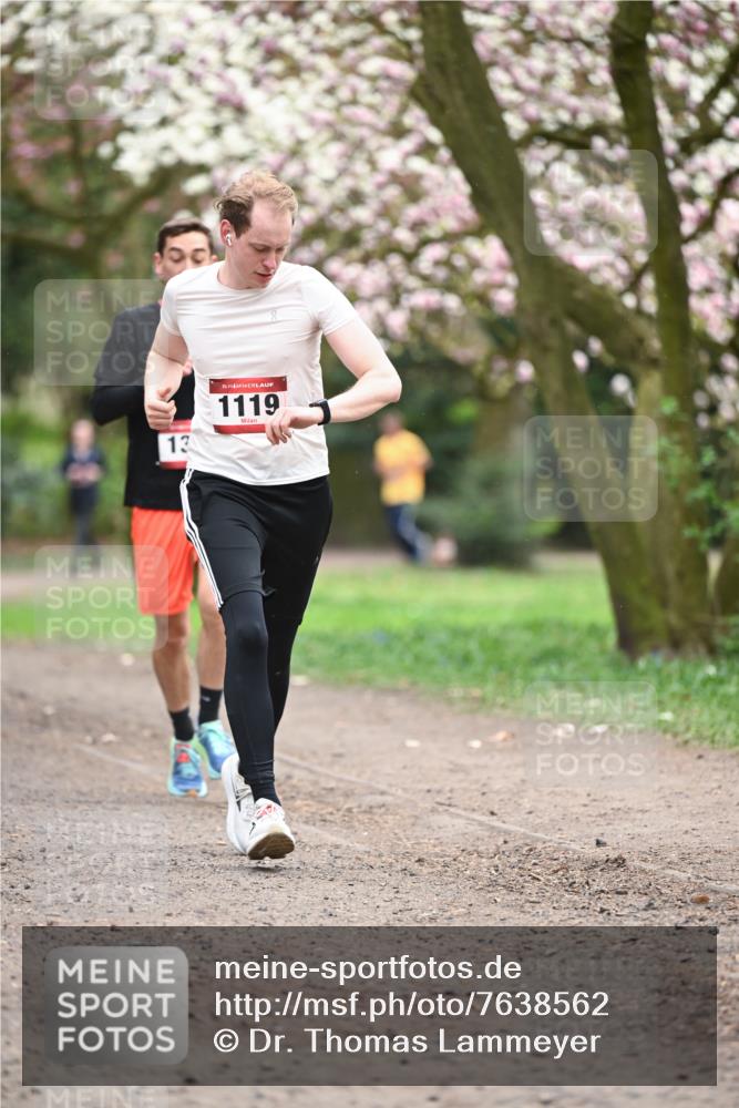 13.04.2025 - Hammer Lauf Dr. Thomas Lammeyer http://msf.ph/oto/7638562 13.04.2025 10:07:28 Laufen 13, 15, 1119 meine-sportfotos.de