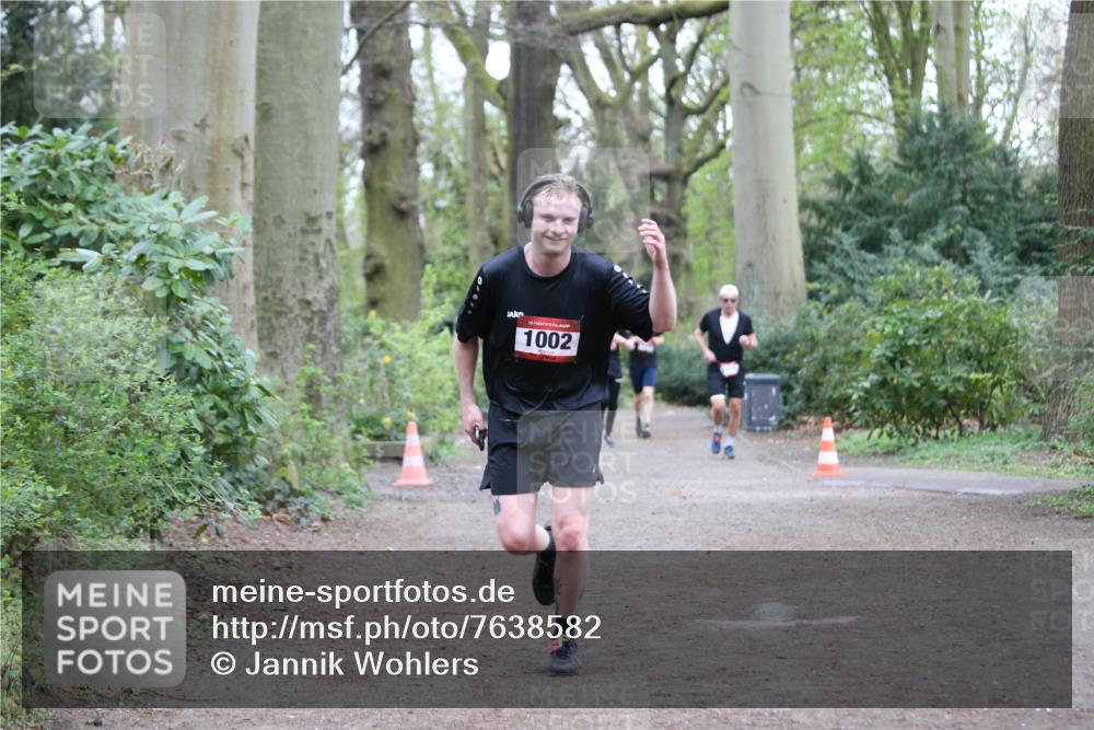 13.04.2025 - Hammer Lauf Jannik Wohlers http://msf.ph/oto/7638582 13.04.2025 12:22:49 Laufen 1002 meine-sportfotos.de