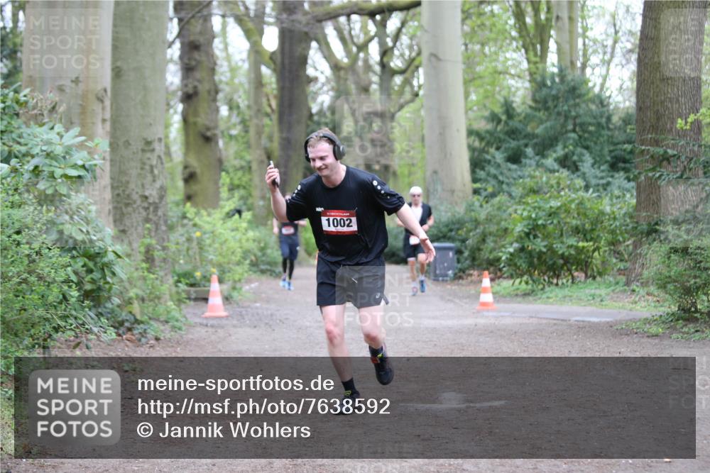 13.04.2025 - Hammer Lauf Jannik Wohlers http://msf.ph/oto/7638592 13.04.2025 12:22:48 Laufen 1002 meine-sportfotos.de