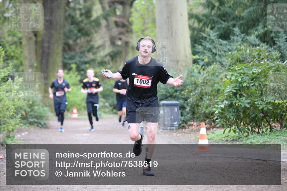 13.04.2025 - Hammer Lauf Jannik Wohlers http://msf.ph/oto/7638619 13.04.2025 12:22:47 Laufen 1002 meine-sportfotos.de
