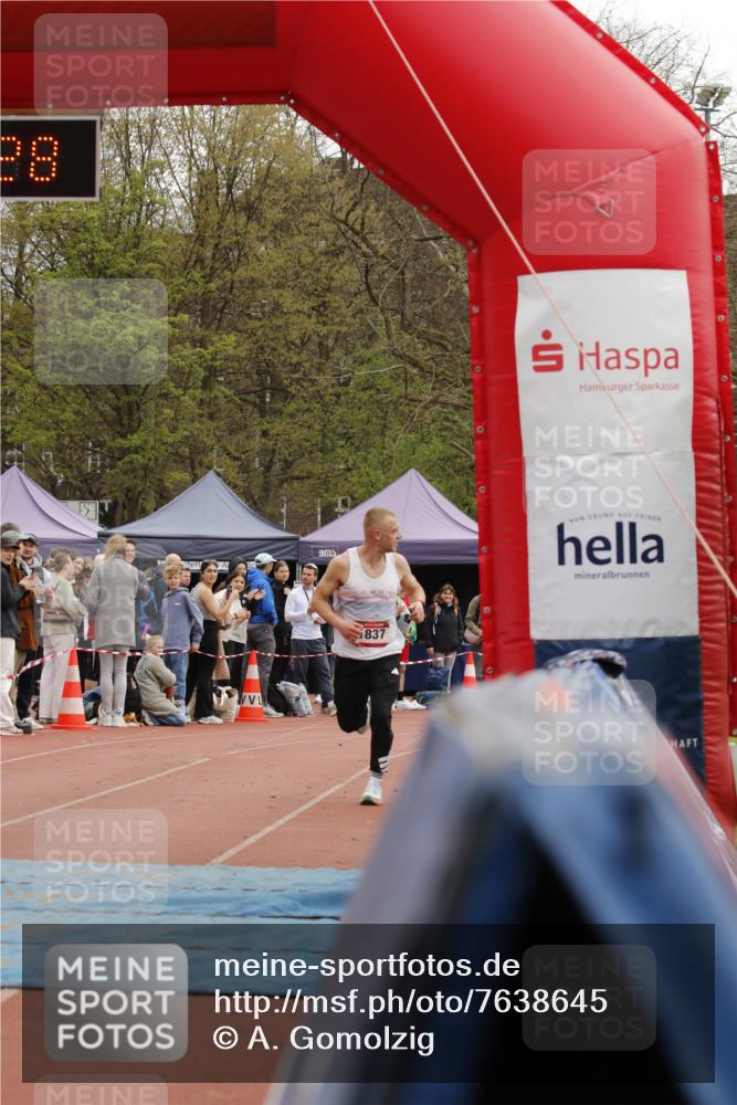 13.04.2025 - Hammer Lauf A. Gomolzig http://msf.ph/oto/7638645 13.04.2025 11:49:27 Ziel 1837 meine-sportfotos.de
