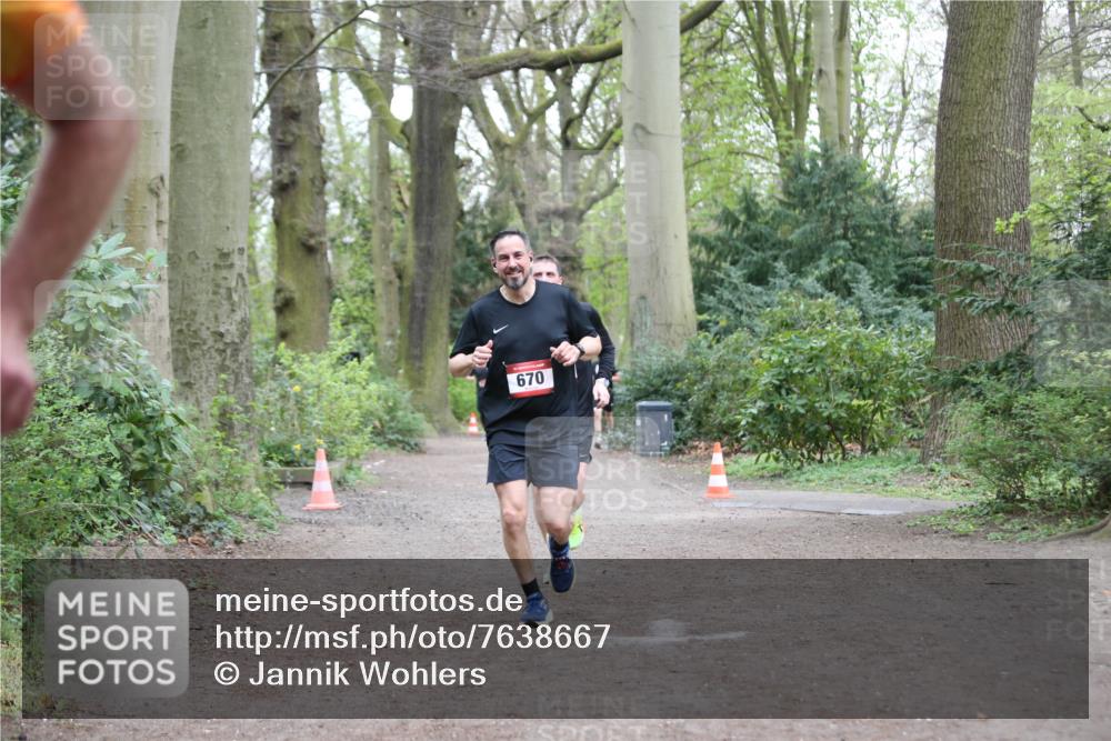 13.04.2025 - Hammer Lauf Jannik Wohlers http://msf.ph/oto/7638667 13.04.2025 12:22:43 Laufen 670 meine-sportfotos.de
