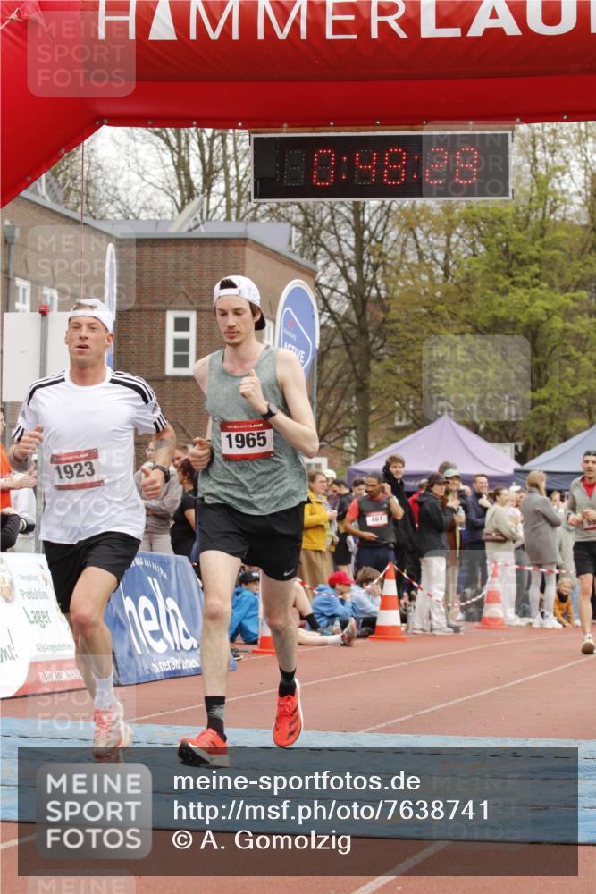13.04.2025 - Hammer Lauf A. Gomolzig http://msf.ph/oto/7638741 13.04.2025 11:48:27 Ziel 559, 1923, 1965 meine-sportfotos.de