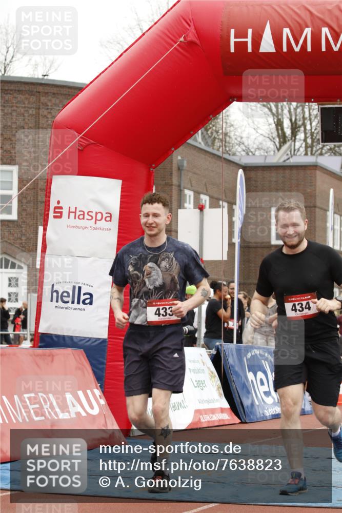 13.04.2025 - Hammer Lauf A. Gomolzig http://msf.ph/oto/7638823 13.04.2025 11:47:16 Ziel 433, 434, 493 meine-sportfotos.de