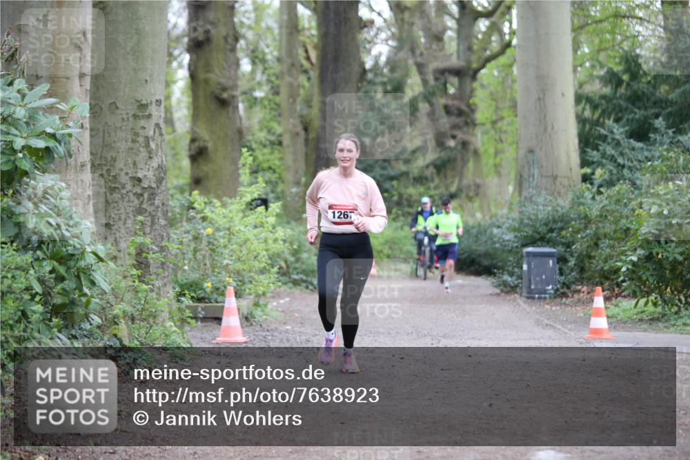 13.04.2025 - Hammer Lauf Jannik Wohlers http://msf.ph/oto/7638923 13.04.2025 12:21:33 Laufen 1267 meine-sportfotos.de