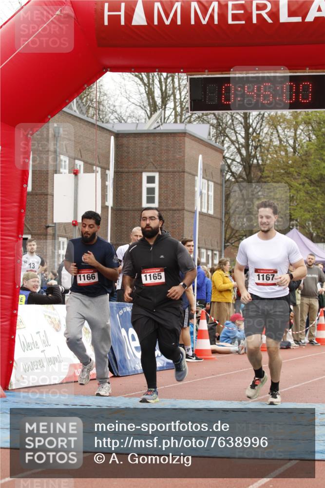 13.04.2025 - Hammer Lauf A. Gomolzig http://msf.ph/oto/7638996 13.04.2025 11:45:59 Ziel 1165, 1166, 1167 meine-sportfotos.de