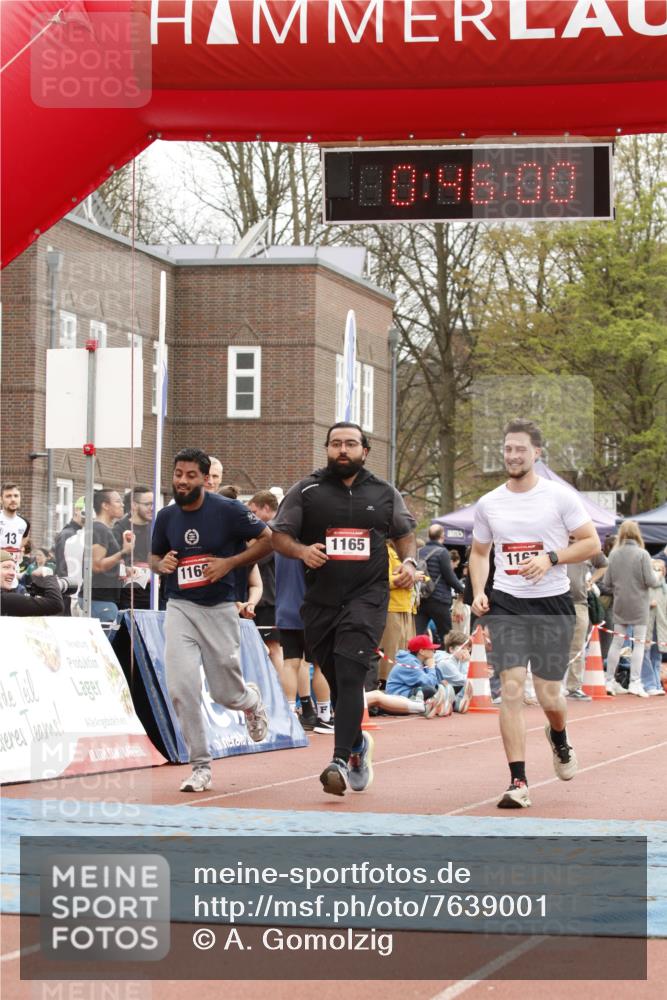 13.04.2025 - Hammer Lauf A. Gomolzig http://msf.ph/oto/7639001 13.04.2025 11:45:58 Ziel 1165, 1166, 1167 meine-sportfotos.de