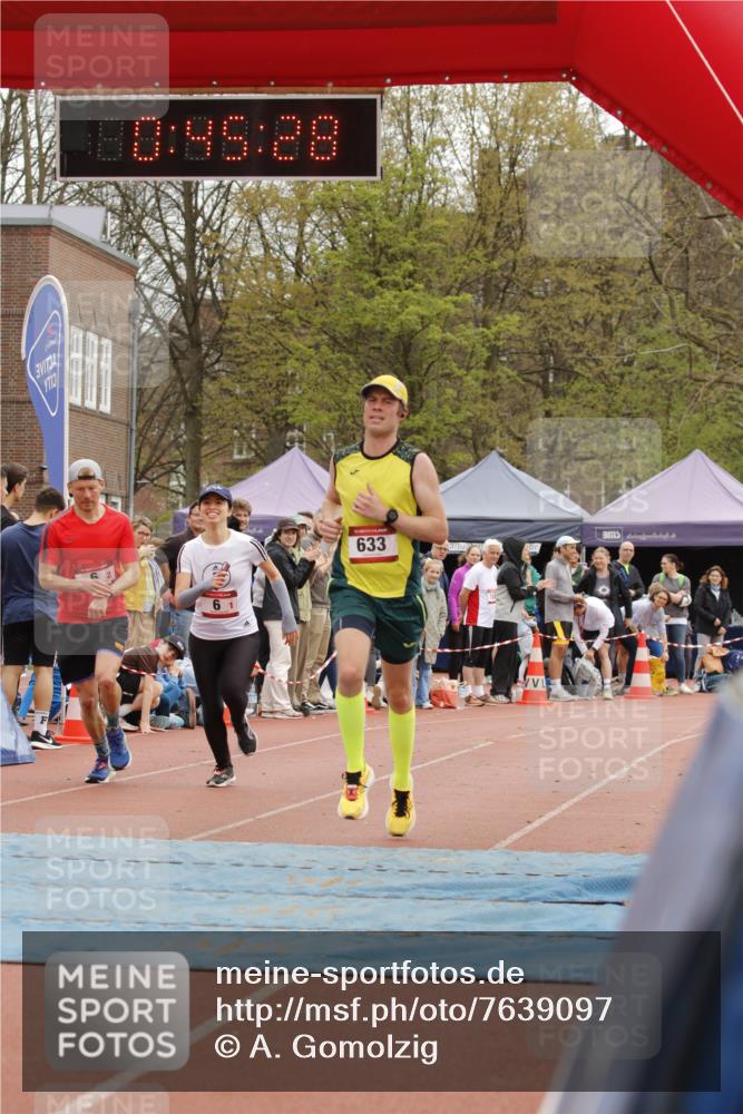 13.04.2025 - Hammer Lauf A. Gomolzig http://msf.ph/oto/7639097 13.04.2025 11:45:27 Ziel 6, 633 meine-sportfotos.de
