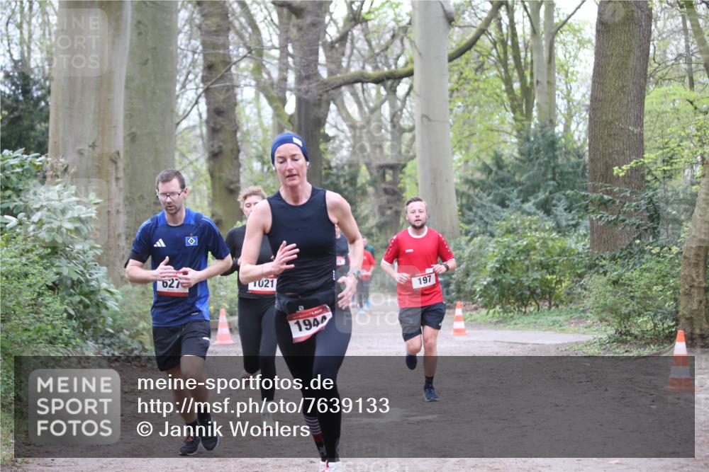 13.04.2025 - Hammer Lauf Jannik Wohlers http://msf.ph/oto/7639133 13.04.2025 10:08:51 Laufen 627, 021, 194, 197 meine-sportfotos.de