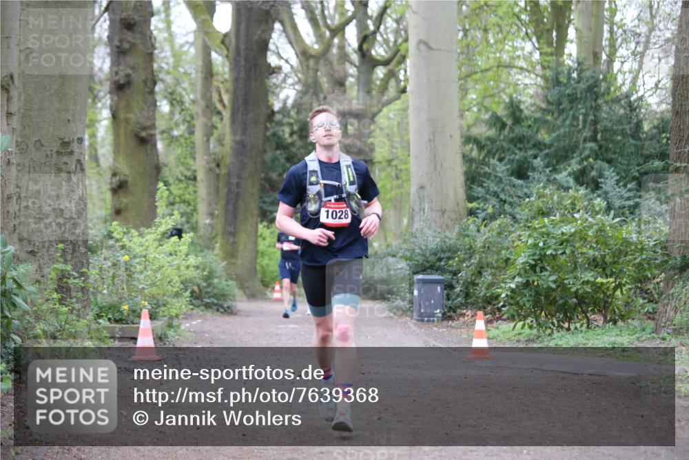 13.04.2025 - Hammer Lauf Jannik Wohlers http://msf.ph/oto/7639368 13.04.2025 12:17:32 Laufen 1028 meine-sportfotos.de
