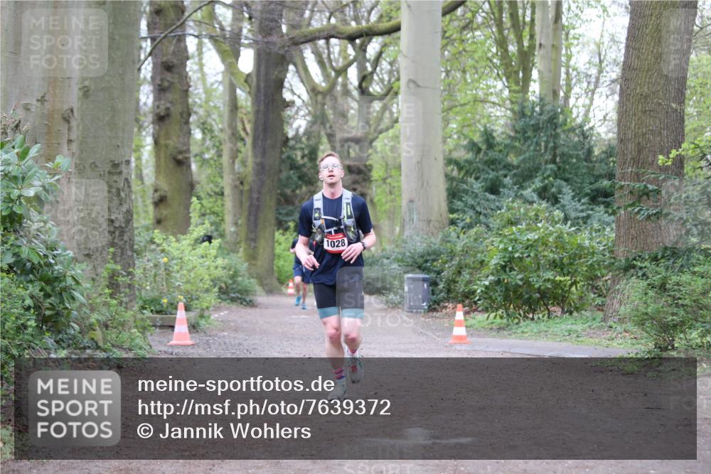 13.04.2025 - Hammer Lauf Jannik Wohlers http://msf.ph/oto/7639372 13.04.2025 12:17:32 Laufen 1028 meine-sportfotos.de