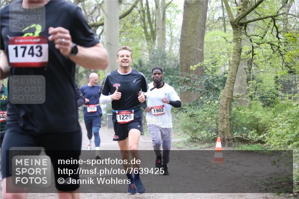 13.04.2025 - Hammer Lauf Jannik Wohlers http://msf.ph/oto/7639425 13.04.2025 10:08:22 Laufen 1743, 54, 769, 1229, 1902 meine-sportfotos.de