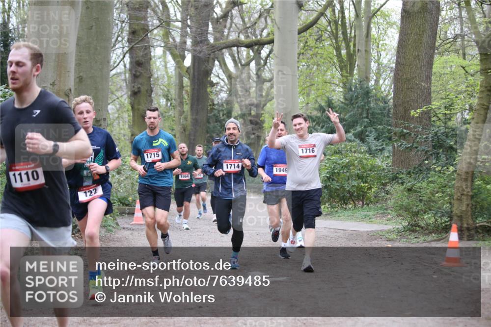 13.04.2025 - Hammer Lauf Jannik Wohlers http://msf.ph/oto/7639485 13.04.2025 10:08:19 Laufen 1110, 1715, 122, 1716, 1714, 1964, 50, 1949 meine-sportfotos.de