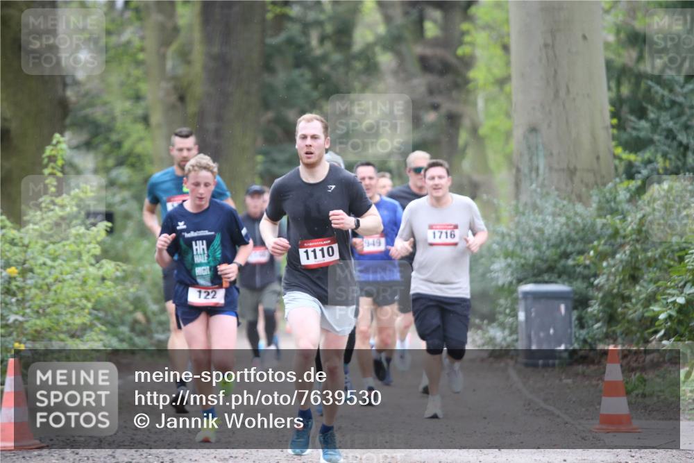 13.04.2025 - Hammer Lauf Jannik Wohlers http://msf.ph/oto/7639530 13.04.2025 10:08:15 Laufen 7, 949, 1110, 122, 1716 meine-sportfotos.de