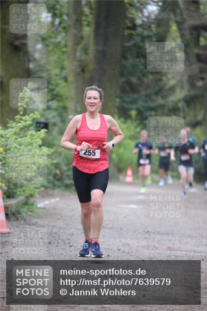 13.04.2025 - Hammer Lauf Jannik Wohlers http://msf.ph/oto/7639579 13.04.2025 10:08:07 Laufen 255 meine-sportfotos.de