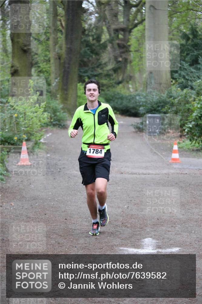 13.04.2025 - Hammer Lauf Jannik Wohlers http://msf.ph/oto/7639582 13.04.2025 12:14:22 Laufen 1784 meine-sportfotos.de