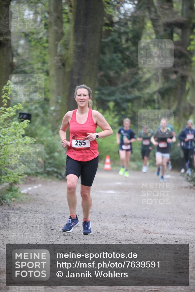 13.04.2025 - Hammer Lauf Jannik Wohlers http://msf.ph/oto/7639591 13.04.2025 10:08:07 Laufen 255 meine-sportfotos.de