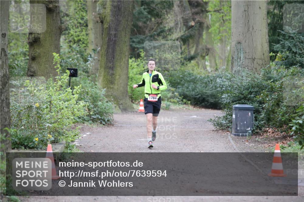 13.04.2025 - Hammer Lauf Jannik Wohlers http://msf.ph/oto/7639594 13.04.2025 12:14:18 Laufen 1784 meine-sportfotos.de