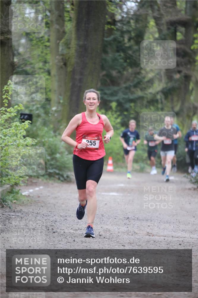 13.04.2025 - Hammer Lauf Jannik Wohlers http://msf.ph/oto/7639595 13.04.2025 10:08:07 Laufen 255 meine-sportfotos.de