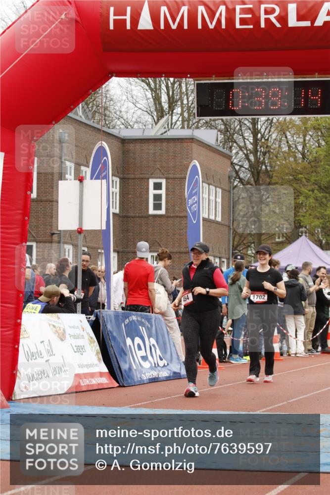 13.04.2025 - Hammer Lauf A. Gomolzig http://msf.ph/oto/7639597 13.04.2025 11:39:13 Ziel 5, 454, 1702 meine-sportfotos.de