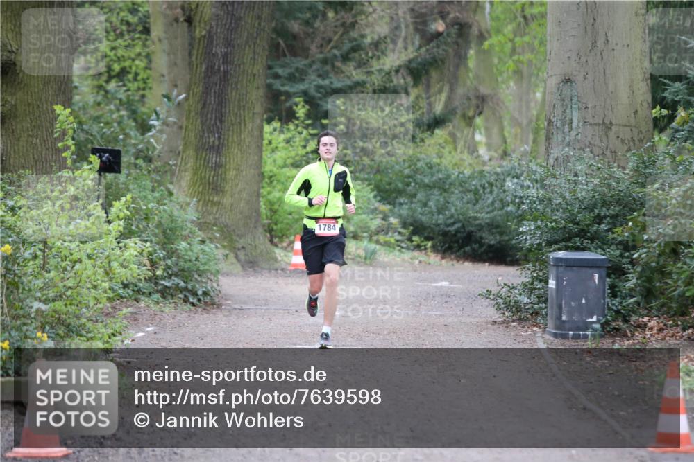 13.04.2025 - Hammer Lauf Jannik Wohlers http://msf.ph/oto/7639598 13.04.2025 12:14:17 Laufen 1784 meine-sportfotos.de