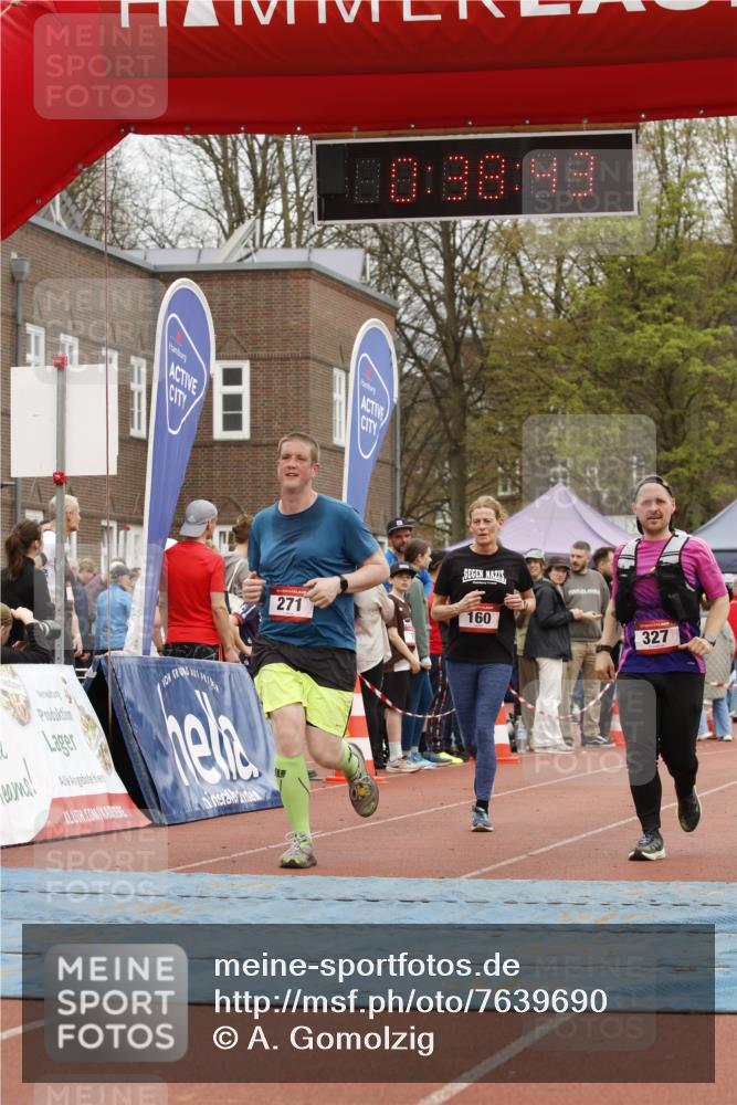 13.04.2025 - Hammer Lauf A. Gomolzig http://msf.ph/oto/7639690 13.04.2025 11:38:42 Ziel 160, 271, 327 meine-sportfotos.de