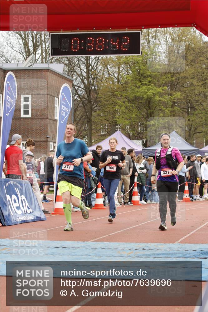 13.04.2025 - Hammer Lauf A. Gomolzig http://msf.ph/oto/7639696 13.04.2025 11:38:41 Ziel 160, 271, 327 meine-sportfotos.de