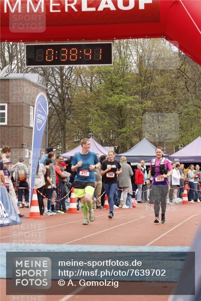 13.04.2025 - Hammer Lauf A. Gomolzig http://msf.ph/oto/7639702 13.04.2025 11:38:39 Ziel 160, 271, 327 meine-sportfotos.de