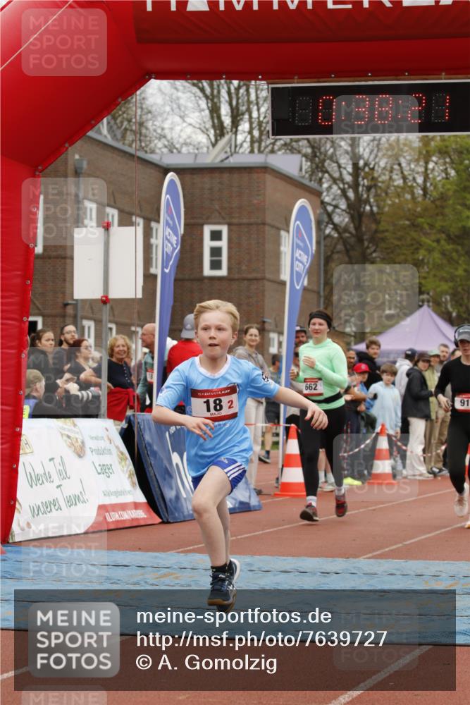 13.04.2025 - Hammer Lauf A. Gomolzig http://msf.ph/oto/7639727 13.04.2025 11:38:19 Ziel 18, 662, 916 meine-sportfotos.de