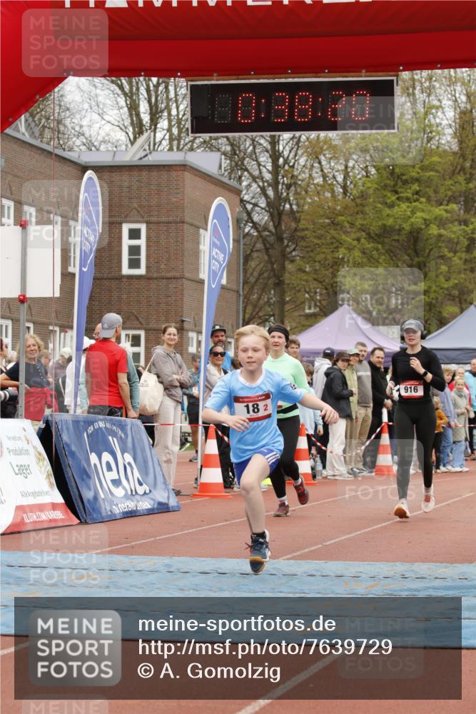 13.04.2025 - Hammer Lauf A. Gomolzig http://msf.ph/oto/7639729 13.04.2025 11:38:19 Ziel 18, 662, 916 meine-sportfotos.de