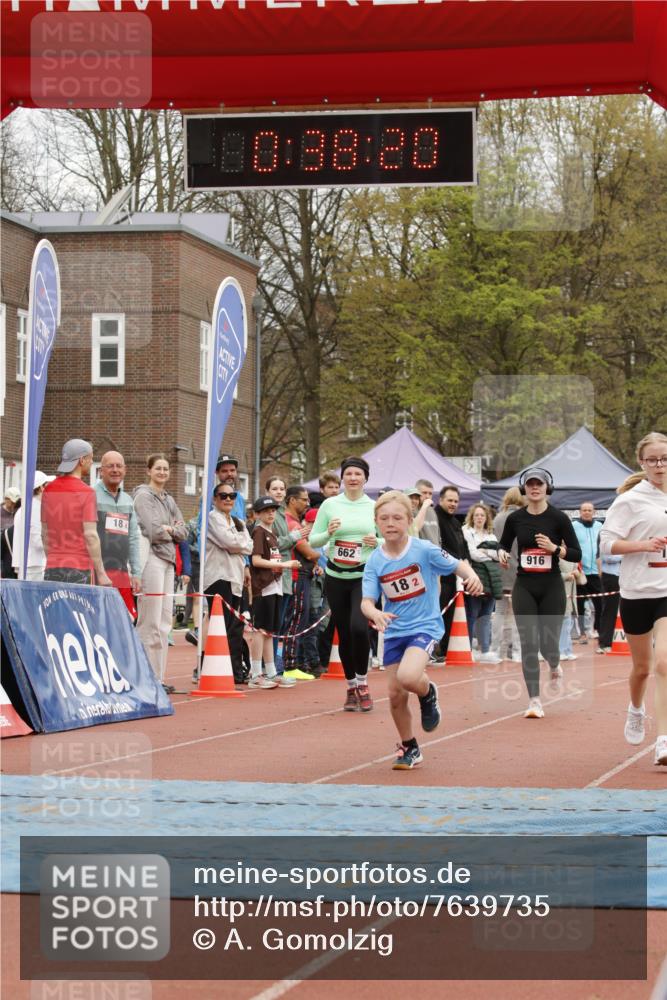 13.04.2025 - Hammer Lauf A. Gomolzig http://msf.ph/oto/7639735 13.04.2025 11:38:18 Ziel 18, 662, 916 meine-sportfotos.de