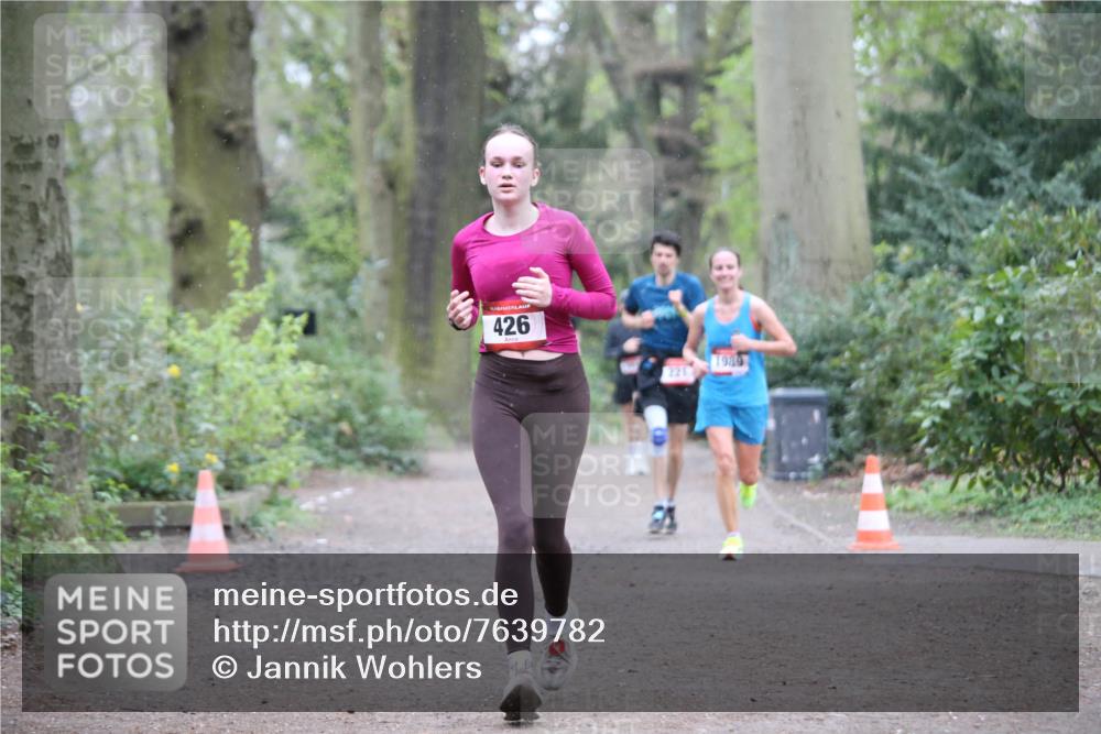 13.04.2025 - Hammer Lauf Jannik Wohlers http://msf.ph/oto/7639782 13.04.2025 12:12:44 Laufen 426, 221, 1989 meine-sportfotos.de